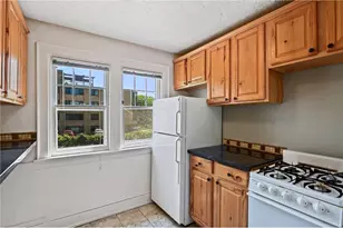 1913 Emerson Ave, Minneapolis, MN 55408 - Photo 9