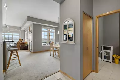 2405 39th Avenue NE #401, Saint Paul, MN 55421 - Photo 3
