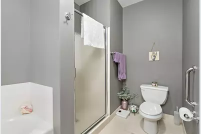 2405 39th Avenue NE #401, Saint Paul, MN 55421 - Photo 23