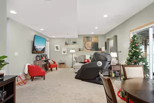 11747 Independence Way, Woodbury, MN 55129 - Photo 27