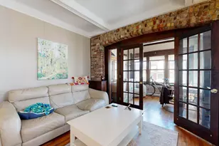 604 Holly Ave, Saint Paul, MN 55102 - Photo 1