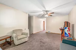 1077 26th Ave SE, Minneapolis, MN 55414 - Photo 19
