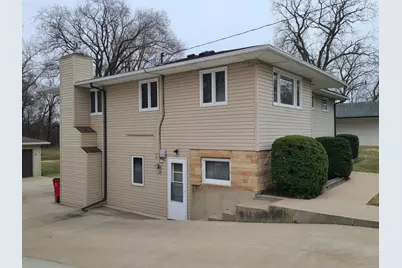 320 17th Avenue NE, Rochester, MN 55906 - Photo 3