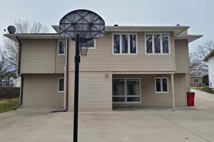 320 17th Ave NE, Rochester, MN 55906 - Photo 5