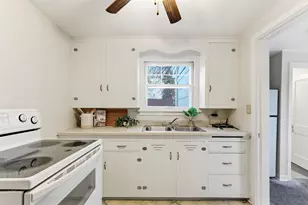 118 Bay St, Ellsworth, WI 54011 - Photo 7