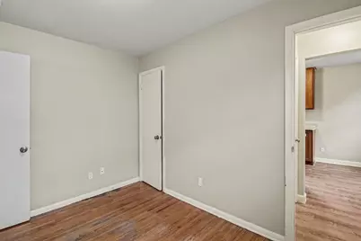 875 Iroquois Avenue, Saint Paul, MN 55119 - Photo 19