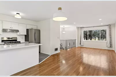 866 Wheeler Street N, Saint Paul, MN 55104 - Photo 7