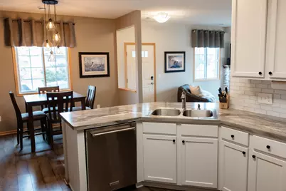 13061 Europa Trail Way N #D, Hugo, MN 55038 - Photo 3