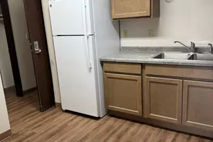 1418 Black Oak Ave, Montevideo, MN 56265 - Photo 3