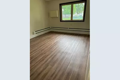 1418 Black Oak Avenue #105, Montevideo, MN 56265 - Photo 7