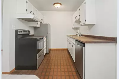 9143 Highway 55 #103, Golden Valley, MN 55427 - Photo 7