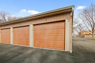 9143 Hwy 55, Golden Valley, MN 55427 - Photo 27