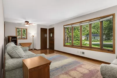 3719 Baillif Place, Bloomington, MN 55431 - Photo 9