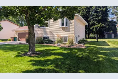 1117 Eastgate Road, Albert Lea, MN 56007 - Photo 3