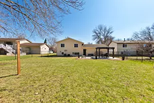 1117 Eastgate Rd, Albert Lea, MN 56007 - Photo 7