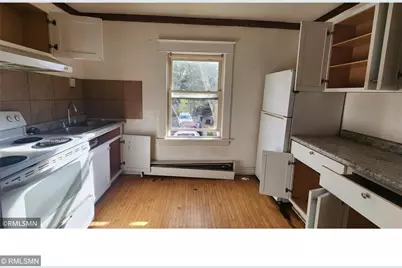 1052 Ross Avenue, Saint Paul, MN 55106 - Photo 5