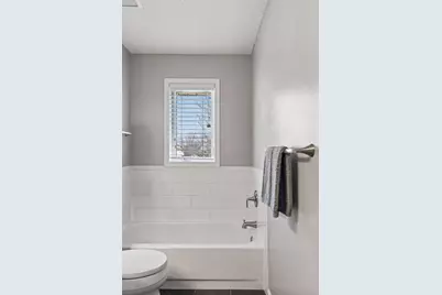 3810 Alvarado Lane N, Plymouth, MN 55446 - Photo 23