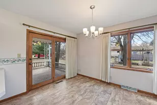 304 Spruce Dr, Woodville, WI 54028 - Photo 9