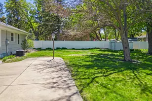 9230 Portland Ave S, Bloomington, MN 55420 - Photo 9
