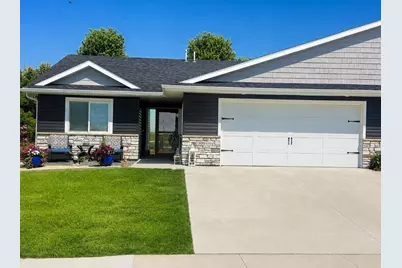306 11th Street N, Goodhue, MN 55027 - Photo 1