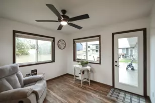 306 11th Street N, Goodhue, MN 55027 - Photo 17