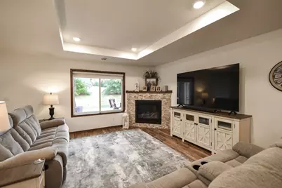 306 11th Street N, Goodhue, MN 55027 - Photo 7