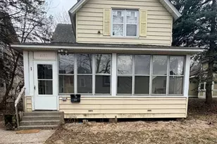 1030 Reaney Ave, Saint Paul, MN 55106 - Photo 1