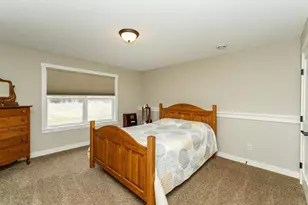 3915 Berkshire Rd SW, Rochester, MN 55902 - Photo 23