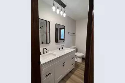 703 S 3rd Street, Ellendale, MN 56026 - Photo 17