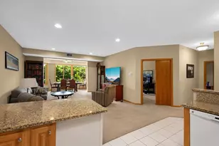 5985 Rowland Rd, Minnetonka, MN 55343 - Photo 17