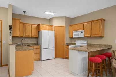 5985 Rowland Road #302, Minnetonka, MN 55343 - Photo 7