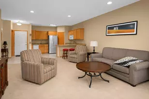 5985 Rowland Rd, Minnetonka, MN 55343 - Photo 21