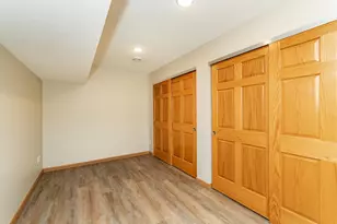 2827 Oakview Dr NE, Rochester, MN 55906 - Photo 37