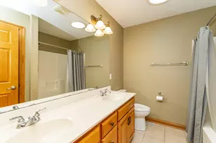 2827 Oakview Dr NE, Rochester, MN 55906 - Photo 29