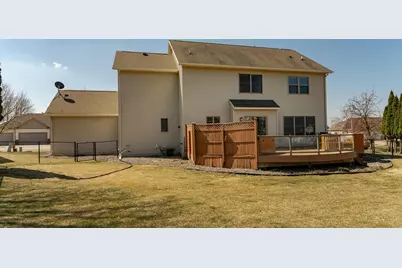 2827 Oakview Drive NE, Rochester, MN 55906 - Photo 5