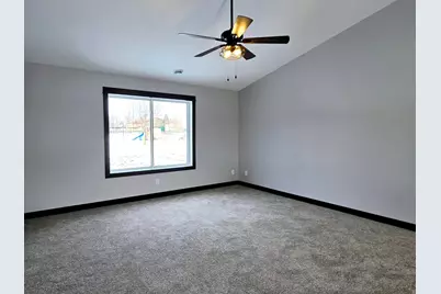 641 3rd Street E, Gaylord, MN 55334 - Photo 9