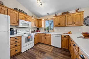 1274 Sunburst Way SE, Hutchinson, MN 55350 - Photo 15