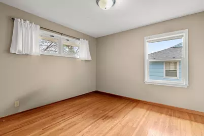 8206 Aldrich Avenue S, Bloomington, MN 55420 - Photo 9