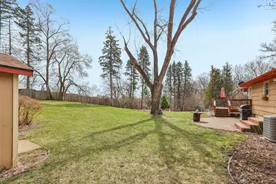 2639 Cedar Crest Road E, Minnetonka, MN 55305 - Photo 41