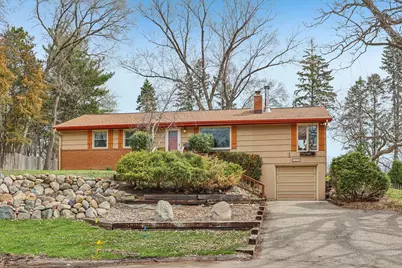 2639 Cedar Crest Road E, Minnetonka, MN 55305 - Photo 1