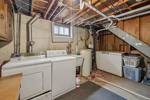 2639 Cedar Crest Rd E, Minnetonka, MN 55305 - Photo 37