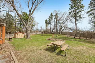 2639 Cedar Crest Rd E, Minnetonka, MN 55305 - Photo 43