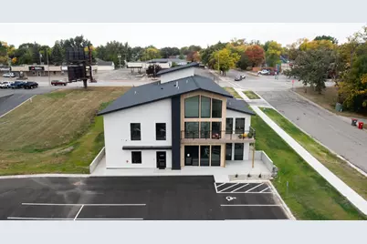 403 3rd Avenue E #Suite 3, Alexandria, MN 56308 - Photo 1