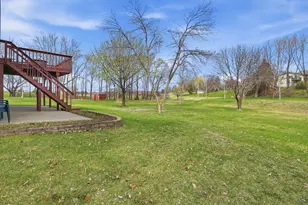 1917 Heritage Dr, Shakopee, MN 55379 - Photo 25