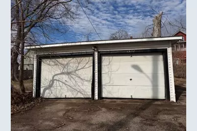 1322 Fremont Avenue N, Minneapolis, MN 55411 - Photo 17