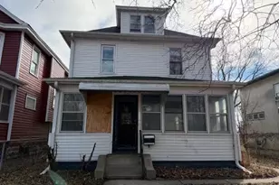 1322 Fremont Ave N, Minneapolis, MN 55411 - Photo 1