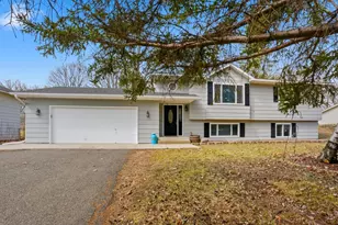 712 Schubert Dr, Buffalo, MN 55313 - Photo 1