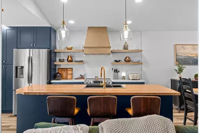 207 Galtier Place, Shoreview, MN 55126 - Photo 7