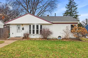 821 Howard St N, Saint Paul, MN 55119 - Photo 1