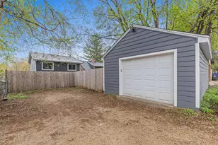 453 Pascal St S, Saint Paul, MN 55105 - Photo 29